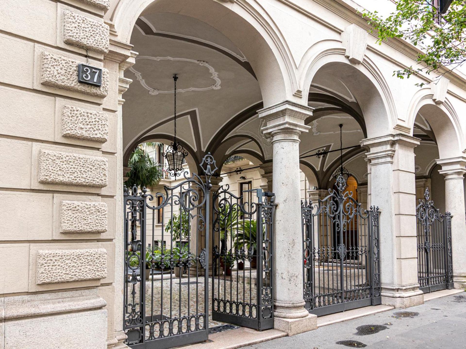 Luxury Sant'Ambrogio Apartment ميلان المظهر الخارجي الصورة